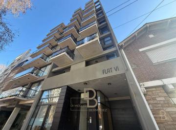 Departamento · 52m² · 2 Ambientes · Semipiso C/ Balcon Terraza en Plaza Mitre