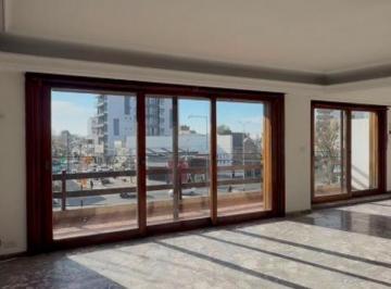Oficina comercial · 192m² · 5 Ambientes · Inmueble Comercial / Oficina Av Mitre 6549 Wilde