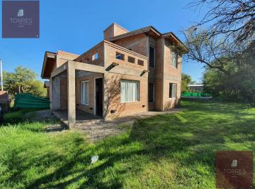Casa · 98m² · 3 Ambientes · 1 Cochera · Venta Casa en Carpinteria Merlo San Luis