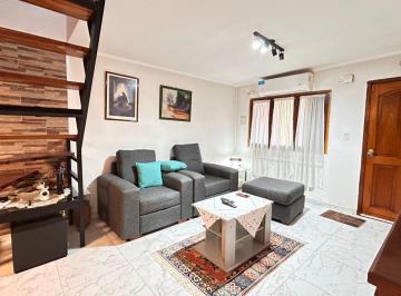 Casa en Alquiler de 4 ambientes Luis Guillón · Alquiler Luis Guillón Casa 3 Dorm., 2 Baños, Galería y Cochera!