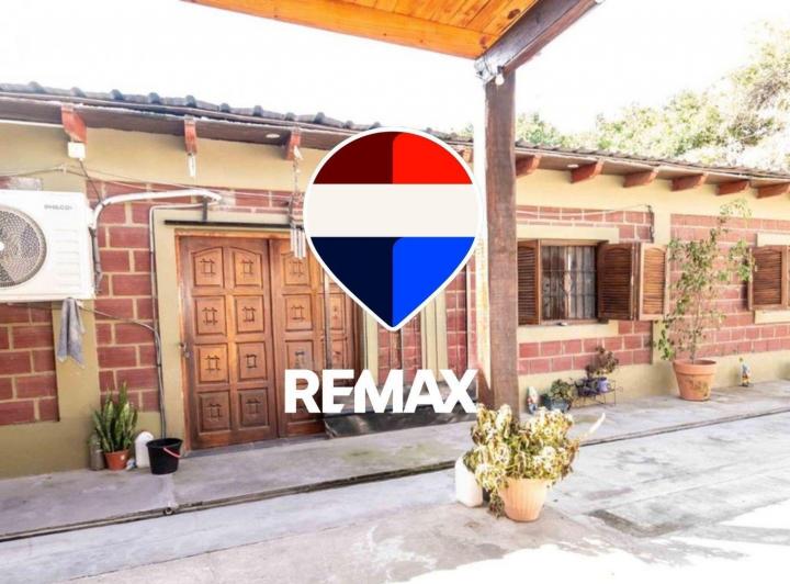 Casa · 150m² · 4 Ambientes · 3 Cocheras