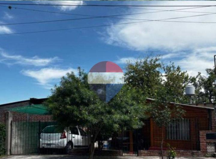 Casa · 110m² · 4 Ambientes · 1 Cochera