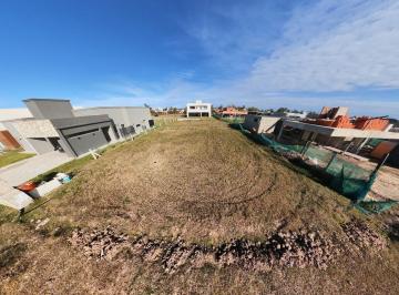 Terreno · 700m² · Lote N°175 a La Venta en La Reserva (700 M²)