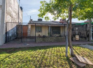 Casa · 110m² · 4 Ambientes · 1 Cochera · Casa en Venta Zona Guadalupe Excelente Oportunidad