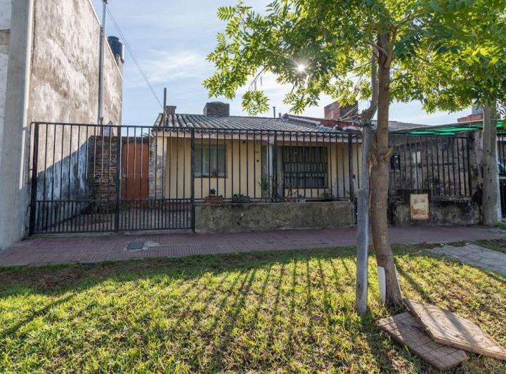 Casa · 110m² · 4 Ambientes · 1 Cochera