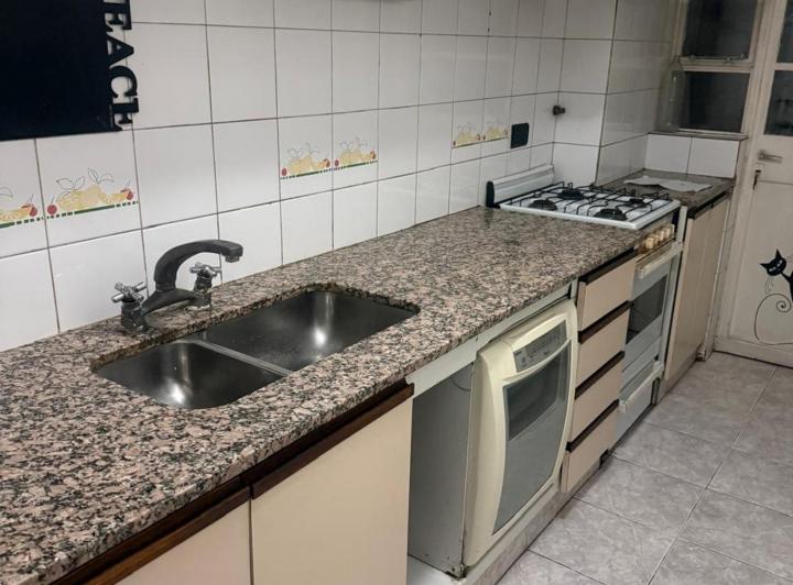 Departamento · 60m² · 2 Ambientes · 1 Cochera
