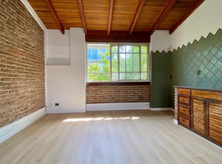 Casa · 192m² · 7 Ambientes · 1 Cochera
