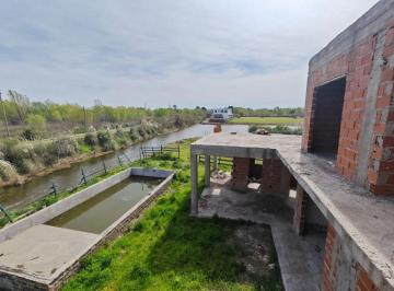 Casa · 190m² · 4 Ambientes · 1 Cochera · Financiacion Lote en Construccion o Llave en Mano