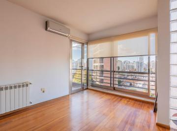 Departamento · 61m² · 3 Ambientes · 1 Cochera · Departamento en Venta La Plata