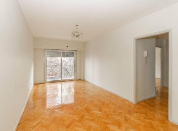 Departamento · 73m² · 4 Ambientes · Departamento 4 Amb Venta Caballito Reciclado Luz