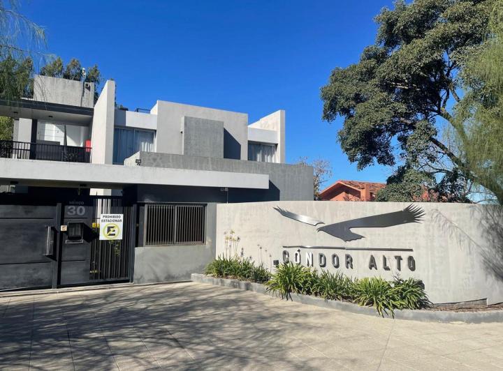 Departamento · 106m² · 4 Ambientes · 1 Cochera