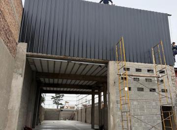 Bodega-Galpón · 600m² · Venta Galpón en José León Suárez
