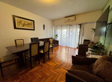 Departamento · 70m² · 5 Ambientes · Venta Departamento 5 Amb - Recoleta