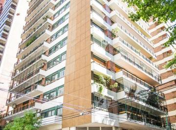Departamento de 5 ambientes, Belgrano · Excelente Semipiso en Torre con Inmenso Patio a Escasos m de Barrancas de Belgrano.