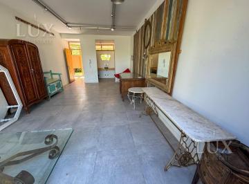 Local comercial · 36m² · 1 Ambiente · Moderno Local Comercial a La Calle en Venta en Maui Verde, Ingeniero Maschwitz