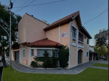 Casa de 10 ambientes, Ciudad de Mendoza · Venta de Chalet - Sexta Seccion - Ciudad de Mendoza