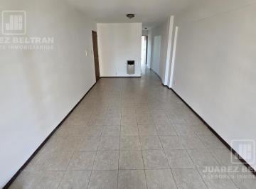 Departamento · 45m² · 2 Ambientes · Depto Frente Vista Bv San Juan - 1 Dormitorio - 2 Balcones