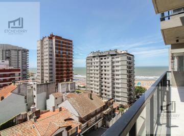 Departamento · 50m² · 2 Ambientes · 1 Cochera · Departamento - Playa Grande