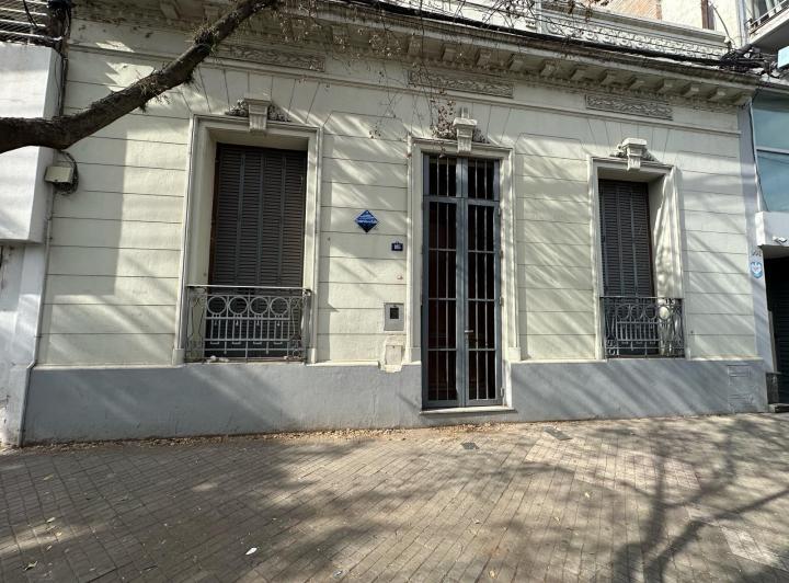 Local comercial · 145m²