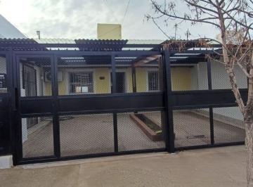 Casa de 4 ambientes, Neuquén · Casa - Barrio Amsur