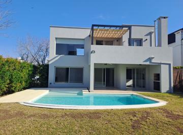Casa · 200m² · 5 Ambientes · 4 Cocheras · Alquiler Casa en Los Alisos