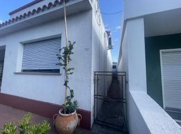 Casa · 46m² · 3 Ambientes · Casa en Propiedad Horizontal a m de Rambla Costanera y Aparicio Saravia
