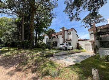 Casa · 77m² · 4 Ambientes · 1 Cochera · Duplex 4 Ambientes en Venta - Pinamar - Zona Duplex
