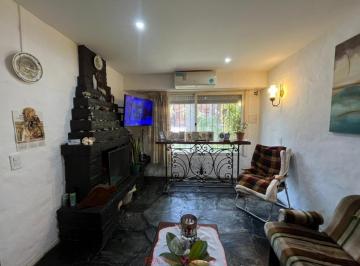 Casa · 77m² · 4 Ambientes · 1 Cochera · Duplex en Venta 4 Ambientes en Pinamar con Jardin