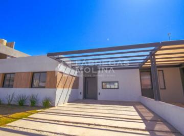 Casa · 110m² · 3 Ambientes · 2 Cocheras · ¡Oportunidad! - Casa de 3 Dorm. en Venta - Rincones de Manantiales ¡A Estrenar!
