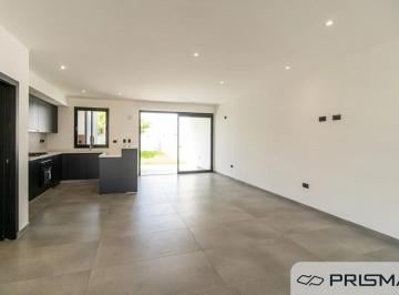 Casa de 9 ambientes, Córdoba · Dúplex - 3 Dorm - Colinas de Manantiales
