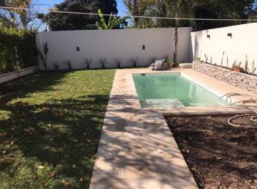 Casa · 115m² · 3 Ambientes · Venta / Permuta - Casa - 2 Dorm., Jardín y Piscina - Soldini, Santa Fe
