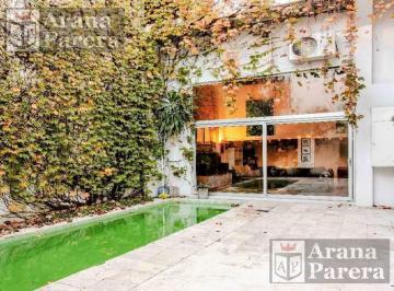 PH · 147m² · 4 Ambientes · 2 Cocheras · Venta PH con Pileta Palermo Departamento 2 Inmensas Suites, Viva en un Inmueble Especial Cochera