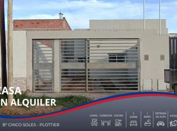 Casa · 61m² · 5 Ambientes · 1 Cochera · Alquiler Casa 2 Dorm - Cinco Soles - Plottier