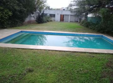 Casa de 5 ambientes, Córdoba · Arguello - Oportunidad Casa a Reciclar! Excelente Terreno y Ubicación - 3 Dor