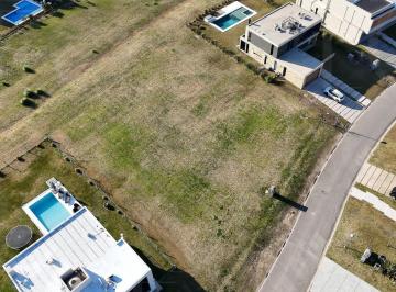 Terreno · 800m² · Terreno en Venta en Terralagos Sector Plaza Fondo Libre