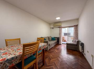 Departamento · 74m² · 5 Ambientes · 1 Cochera · Venta Departamento de 3 Dorm., Balcón y Cochera, Zona Rio, Rosario