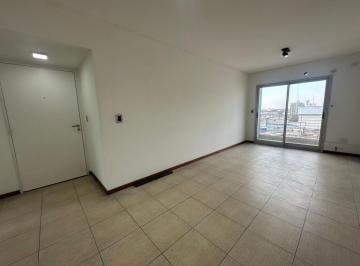 Departamento · 45m² · 2 Ambientes · 1 Cochera · Departamento 2 Ambientes en Alquiler · 9° Piso · Cochera · Lomas de Zamora Centro