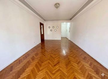 Departamento · 94m² · 5 Ambientes · Alquiler - Semipiso de 4/5 Amb. - C/balcón - en Palermo