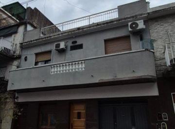 PH de 6 ambientes, Mataderos · PH 6 Ambientes en 2 Plantas - con Terraza - en Venta - Mataderos
