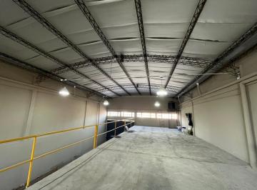 Bodega-Galpón · 383m² · Galpón en Alquiler a 5 Minutos de Buenavista, San Fernando