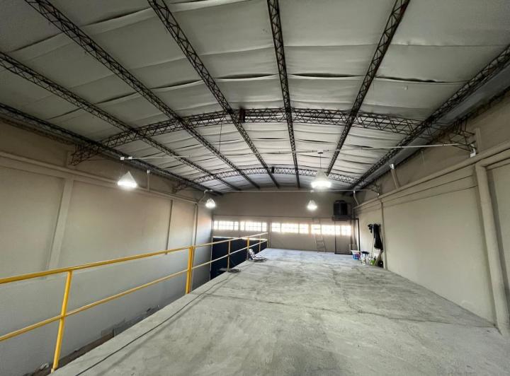 Bodega-Galpón · 383m²