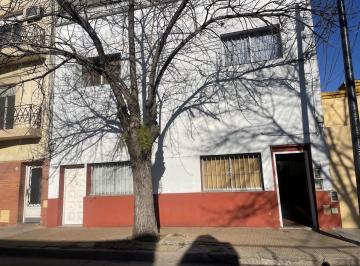 Edificio · 255m² · Edificio Comercial en Villa Pueyrredon Lote 239 m²