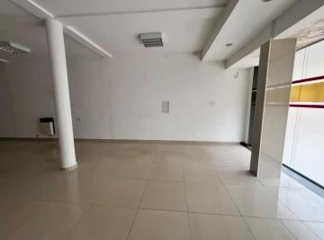 Local comercial · 95m² · Local - Barrio Centro - Hipólito Irigoyen 2454