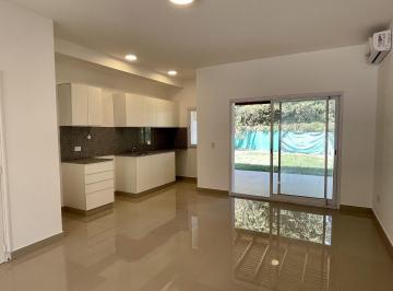 Casa · 110m² · 4 Ambientes · 2 Cocheras · Casa 4 Amb en Las Margaritas Village - Pilar