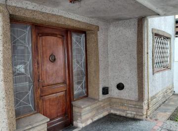 Entrada principal · Dueño Directo Alquila – Casa de 3 Ambientes con Patio en San Miguel