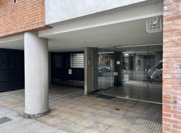 Departamento · 57m² · 3 Ambientes · 1 Cochera · Alquiler Dpto 3 Amb Villa del Parque con Cochera
