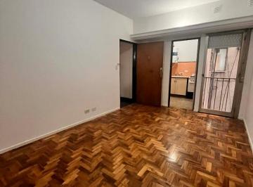 Departamento de 2 ambientes, Almagro · Dpto Lateral Interno; Excelente Ubicación / Totalmente Pintado