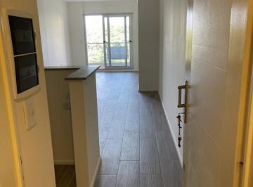 Departamento · 35m² · 2 Ambientes · Departamento de 2 Ambientes con Balcón Al Frente - Exelente Ubicación Barrio Sur