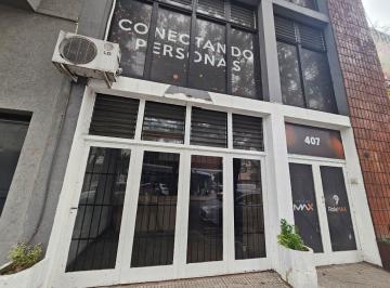 Oficina comercial · 400m² · 9 Ambientes · Lisandro de La Torre 400 Local + Oficinas Liniers Alquiler
