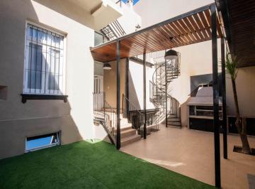 Casa de 7 ambientes, Barracas · Habitacion Compartida en Pensión con Inmejorable Ubicación en Caba